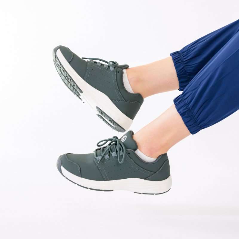 CloudStep Cushioned Walking Trainers