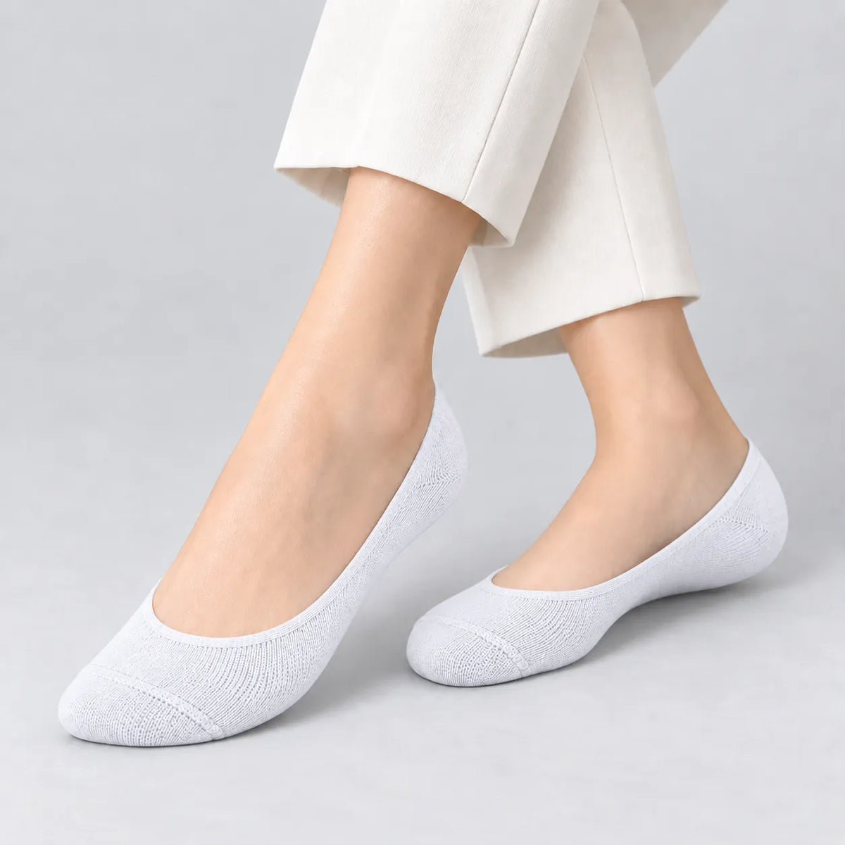 3-Pack Invisible Cushioned Socks (White)