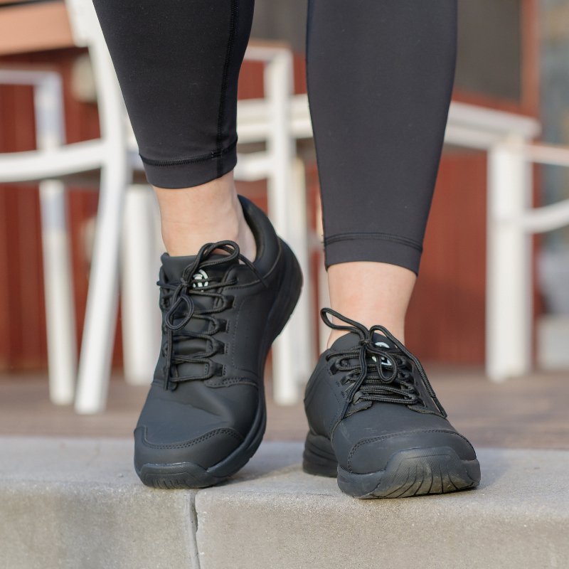 CloudStep Cushioned Walking Trainers